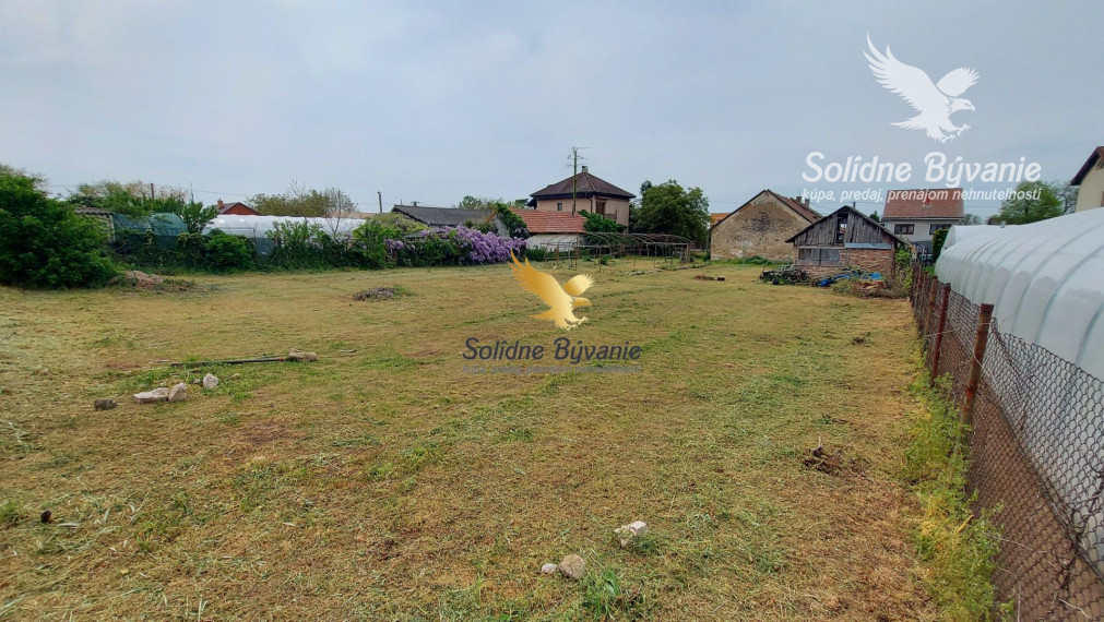 Exkluzívne len u nás!  1800 m2 pozemok v Hurbanove, 36 eur/m2