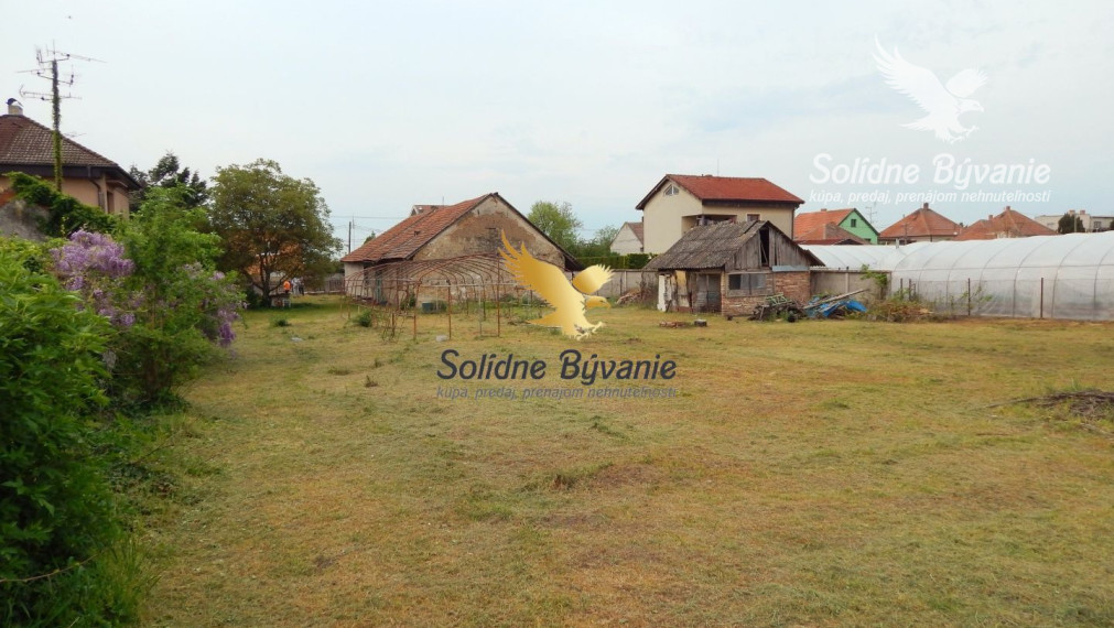 Exkluzívne len u nás!  1800 m2 pozemok v Hurbanove, 36 eur/m2