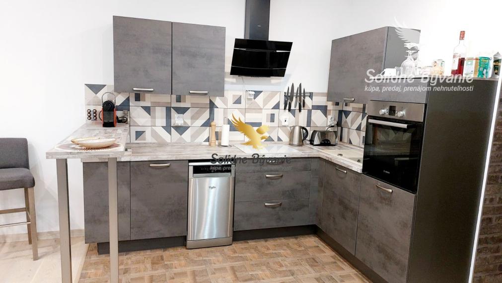 EXKLUZÍVNE NA PREDAJ! 4 izbový byt v novostavbe s veľkou terasou a s parkovaním