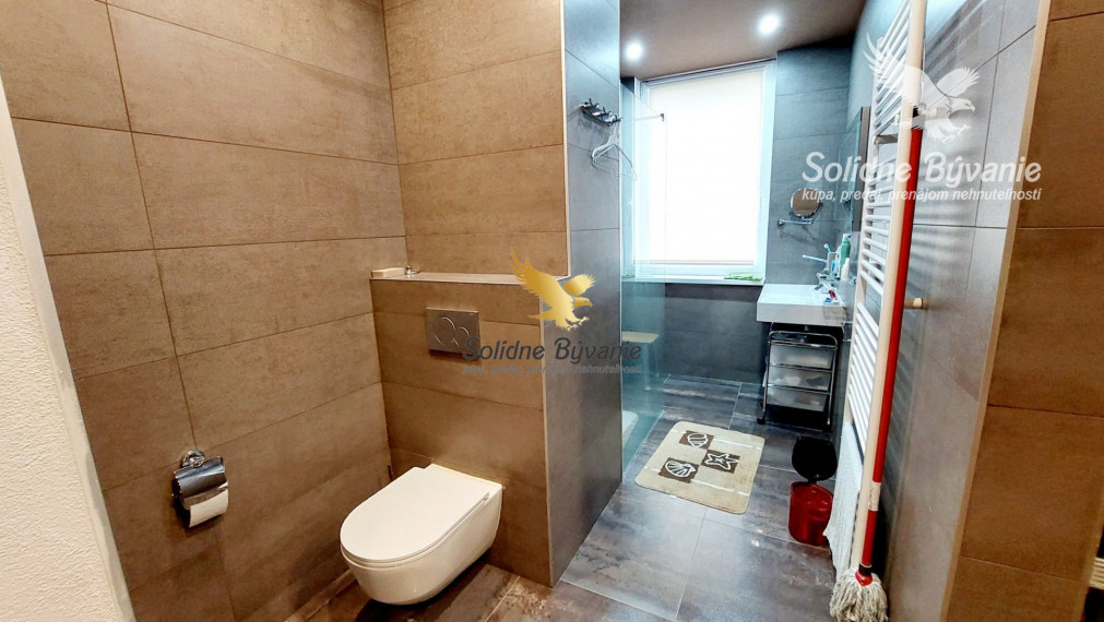 EXKLUZÍVNE NA PREDAJ! 4 izbový byt v novostavbe s veľkou terasou a s parkovaním