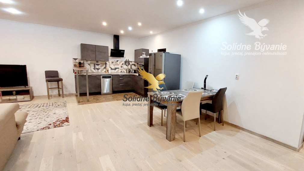 EXKLUZÍVNE NA PREDAJ! 4 izbový byt v novostavbe s veľkou terasou a s parkovaním