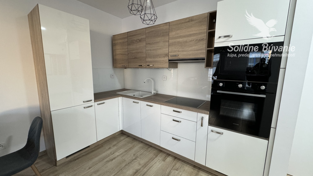2 izbový byt s lódžiou a parkovaním v novostavbe, centrum