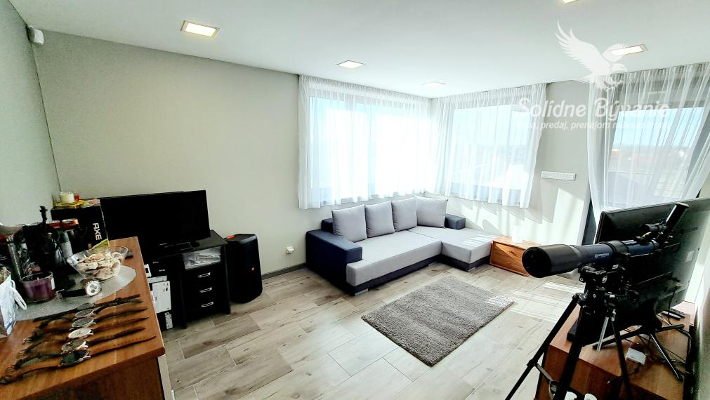 Moderný a nadštandardný 5-izbový rodinný dom, Tomášikovo