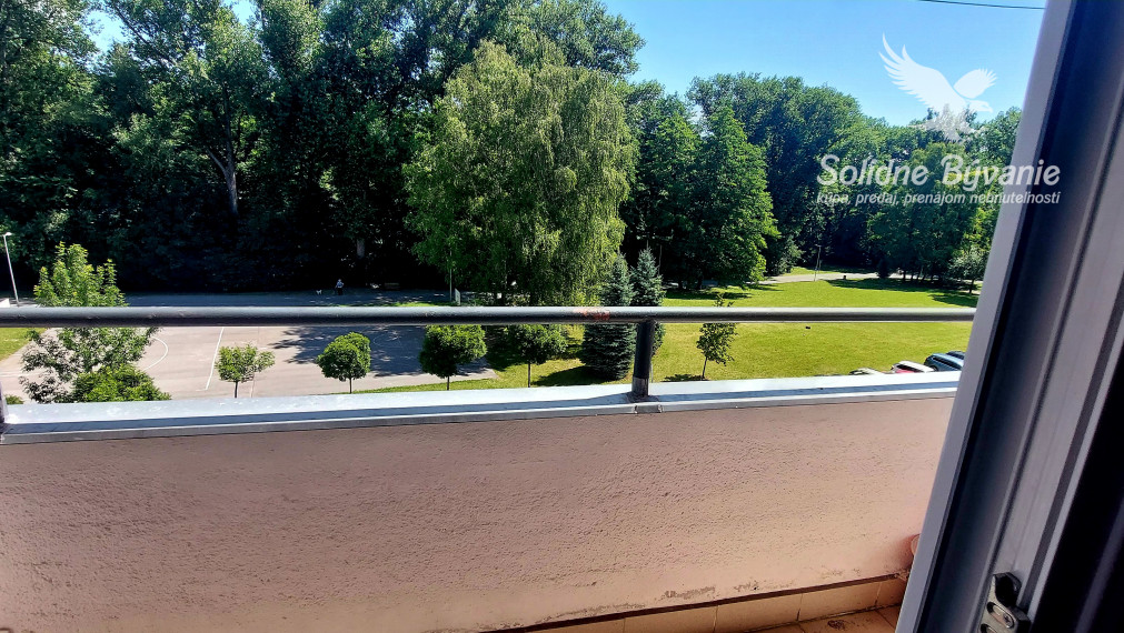 Prenajom 1 izbový útulný  byt s balkónom , THK, Banská Bystrica