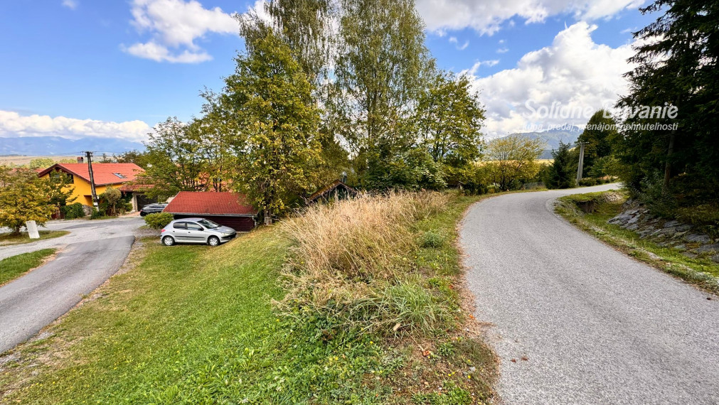 Mobilný domček s menším pozemkom na Liptove