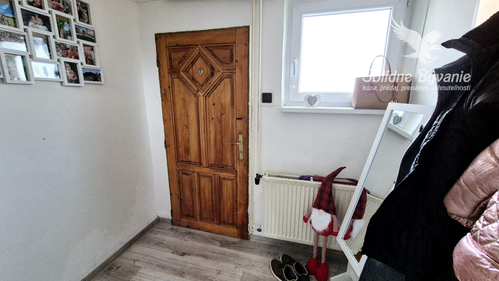 5-izbový rodinný dom s pozemkom 800 m2 v Zlatnej na Ostrove