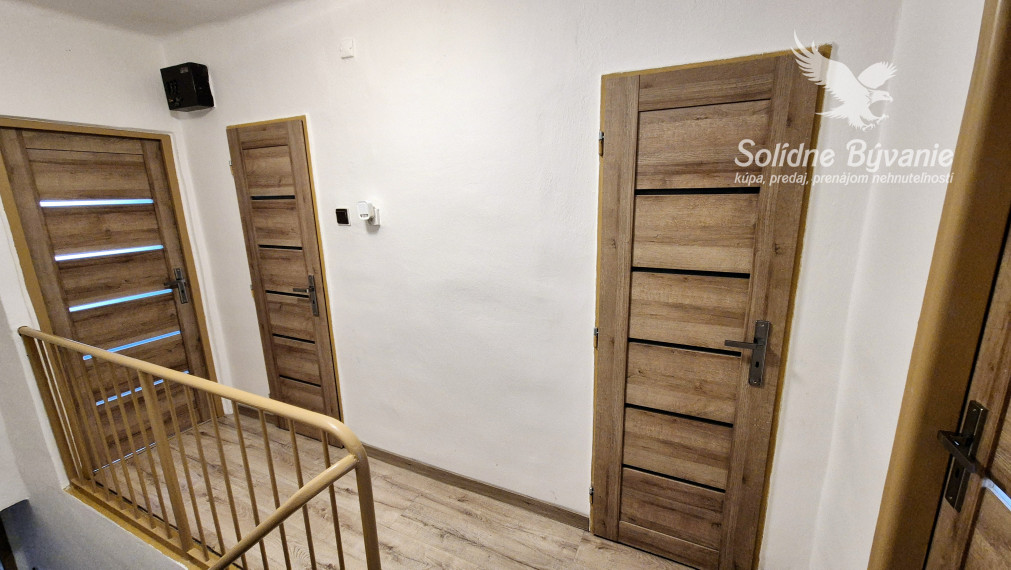 5-izbový rodinný dom s pozemkom 800 m2 v Zlatnej na Ostrove