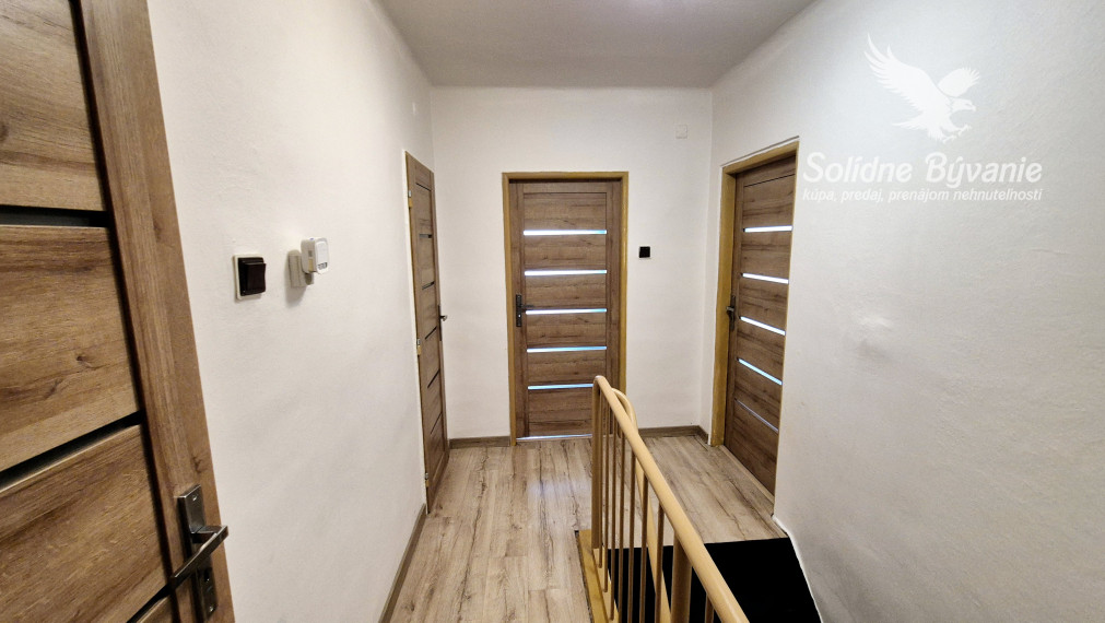 5-izbový rodinný dom s pozemkom 800 m2 v Zlatnej na Ostrove