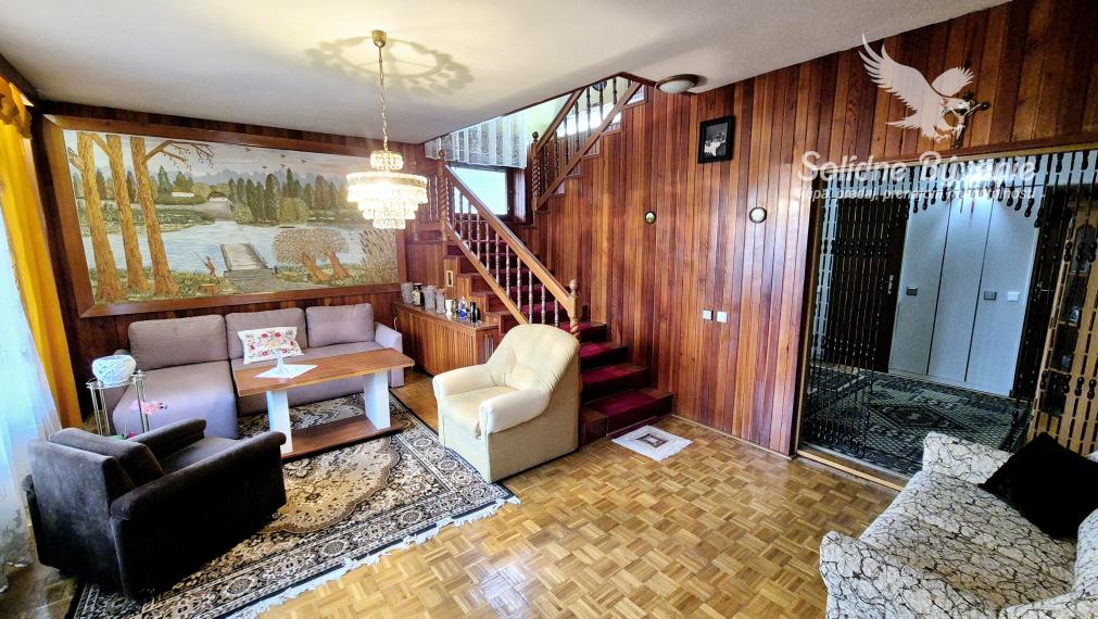 Na predaj 5-izbový rodinný dom v Kráľovom Brode