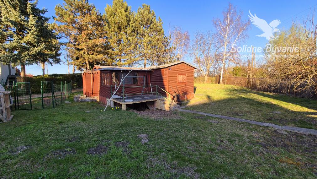 Chata s rekreačným pozemkom len 60 metrov od brehu Malého dunaja