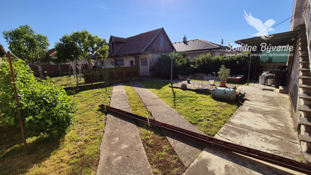 Na predaj 5-izbový rodinný dom s čiastočnou rekonštrukciou v Mostovej