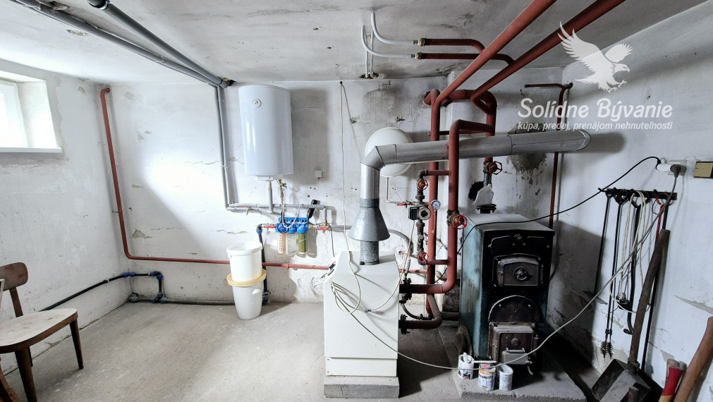 Na predaj 5-izbový rodinný dom s čiastočnou rekonštrukciou v Mostovej