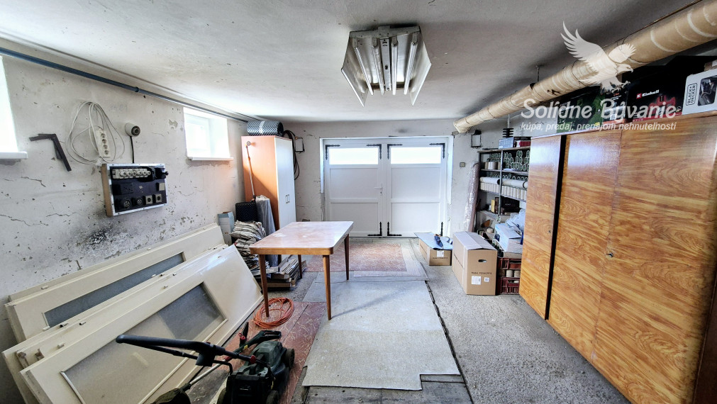 Na predaj 5-izbový rodinný dom s čiastočnou rekonštrukciou v Mostovej