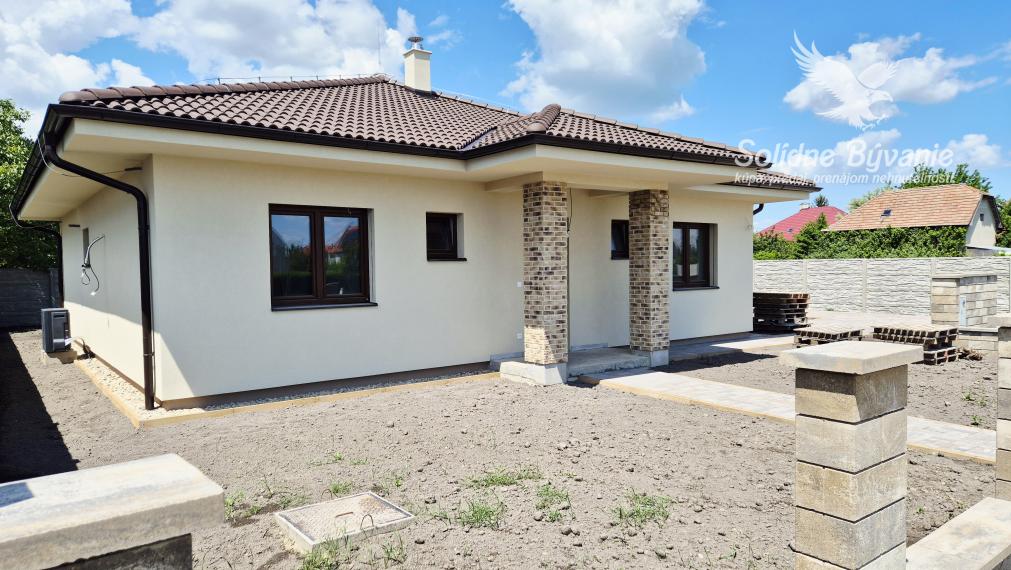 Na predaj skolaudovaná 4-izbová novostavba rodinného domu v Kvetoslavove