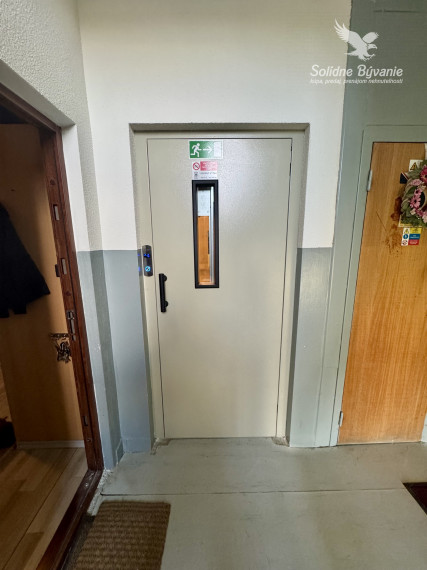 Predaj 3 izbový byt v Handlovej