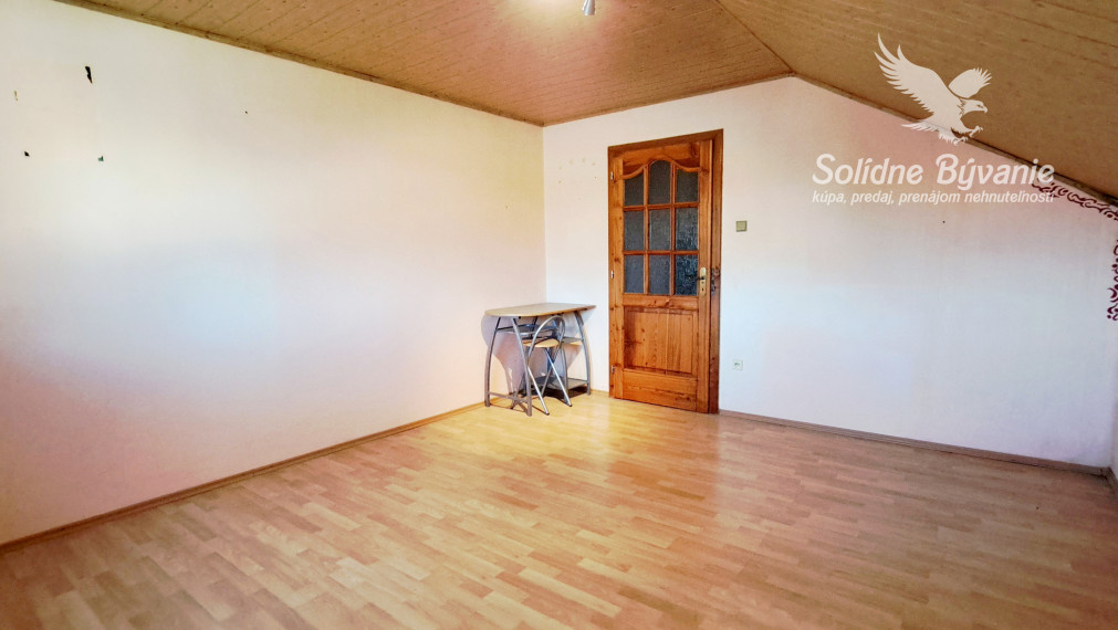 5-izbový rodinný dom v obci Ňárad