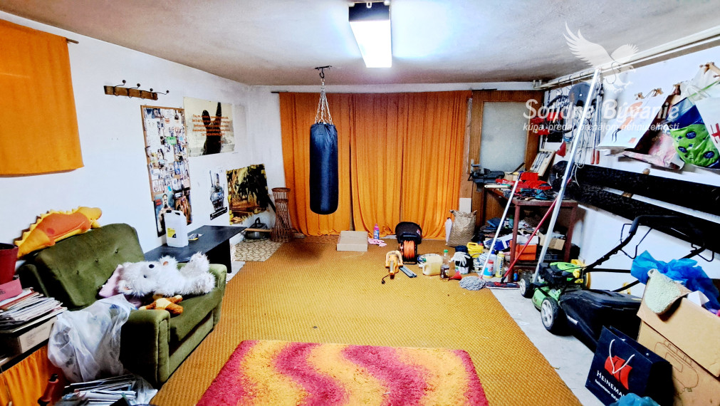 5-izbový rodinný dom v obci Ňárad