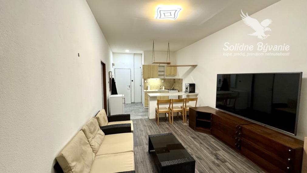 Predaj 1-izbový byt v centre Lučenca