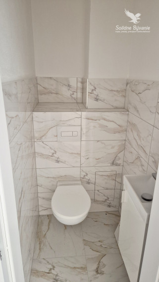 Skolaudovaná 4-izbová novostavba v stave ŠTANDARD s tepelným čerpadlom a krbom v Kvetoslavove