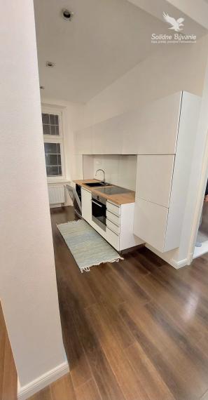 Prenajom  nadštandardný 3 izbovy  byt , ČSA,Banska Bystrica