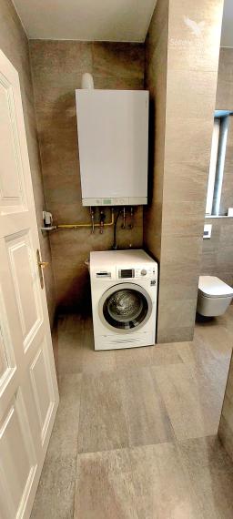 Prenájom, nadštandardný 3 izbovy  byt  pre rodinu +parkovacie miesto, ČSA,Banska Bystrica