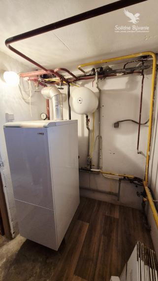 Veľkometrážny rodinný dom s dvojgarážou v centre Galanty