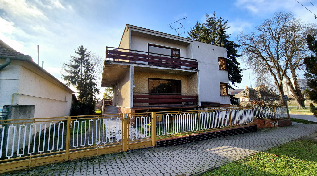 Na predaj 5-izbový rodinný dom v Kráľovom Brode