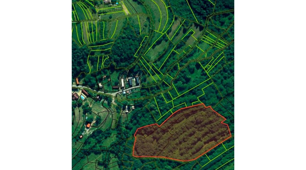 PREDAJ - pozemok v obci Stará Huta
