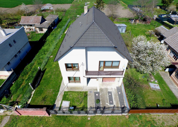 6-izbový rodinný dom v obci Kráľov Brod