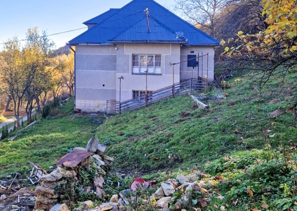 Predaj - Rodinný dom - chalupa v Kokave nad Rimavicou - Čertove potôčky