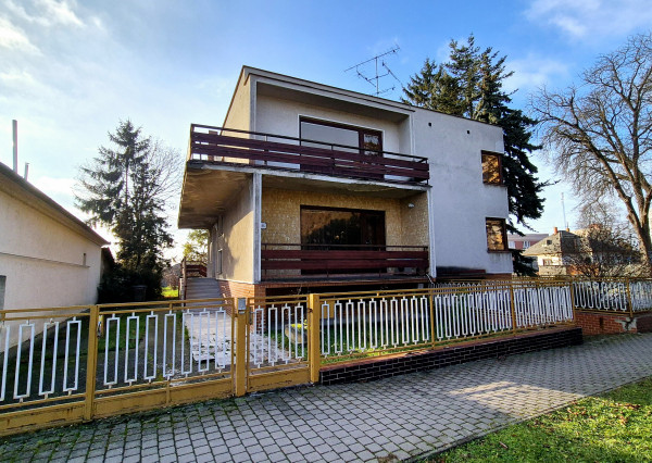 Na predaj 5-izbový rodinný dom v Kráľovom Brode
