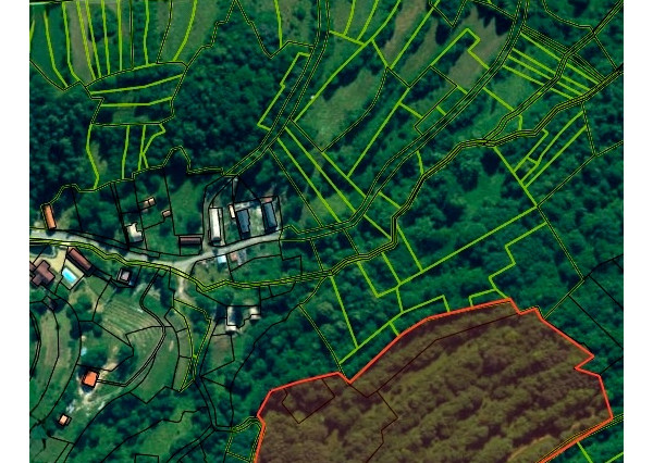 PREDAJ - pozemok v obci Stará Huta